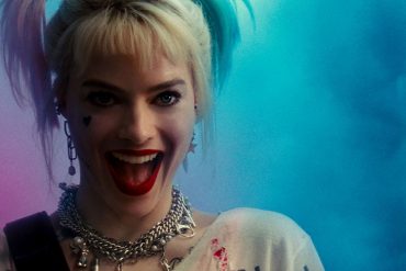 Dress Up like Margot Robbie in Suicide Squad Movie