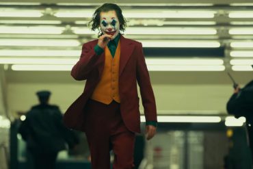 Dress Up like Joaquin Phoenix in Joker