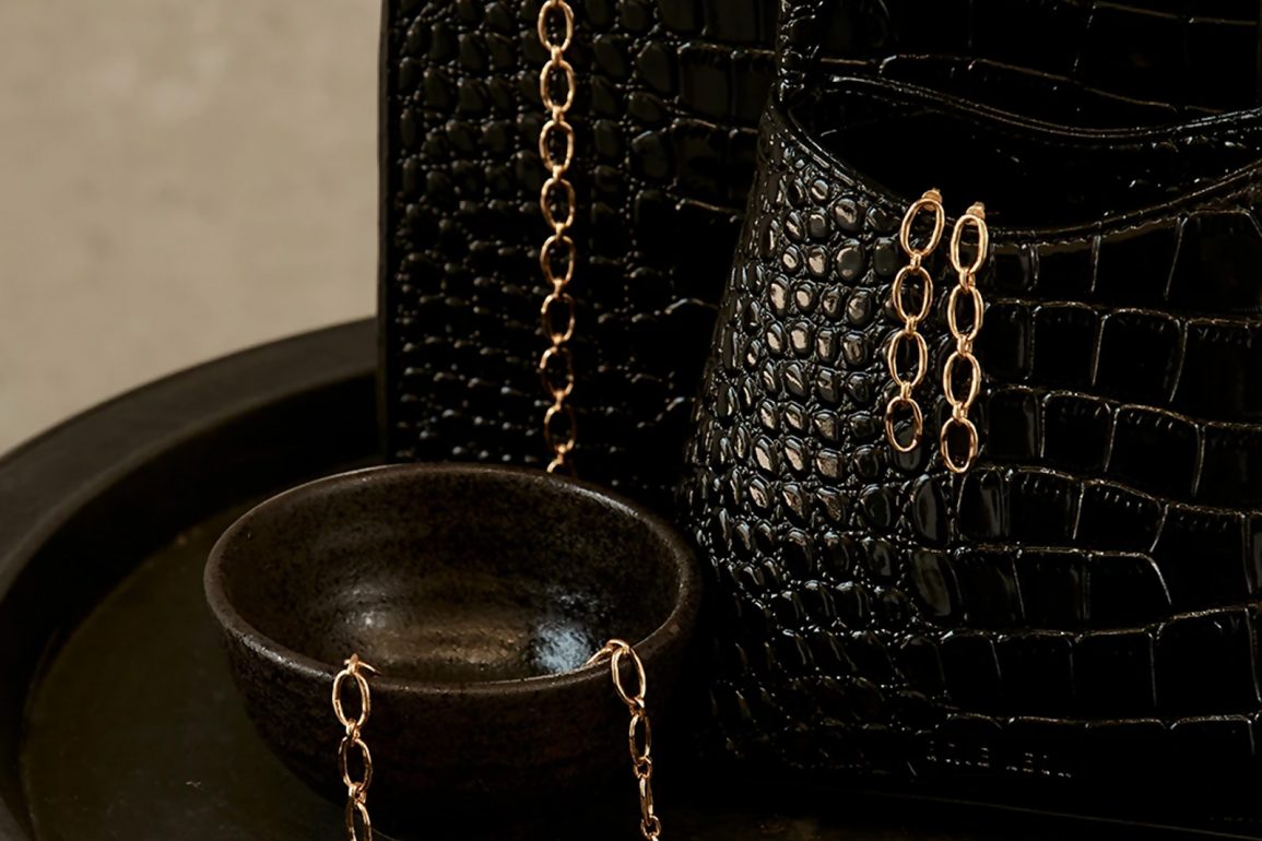 15 Stylish Vegan Bags For Autumn-Ready Outfits