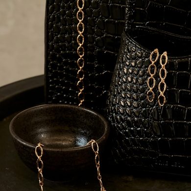 15 Stylish Vegan Bags For Autumn-Ready Outfits